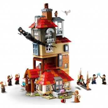 Конструктор LEGO HARRY POTTER "НАПАДЕНИЕ НА НОРУ" 75980